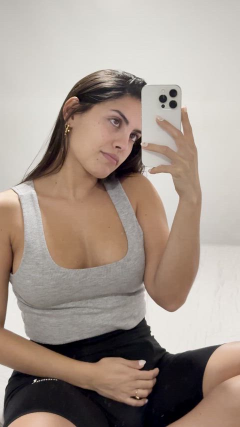 would anyone give me a ride?