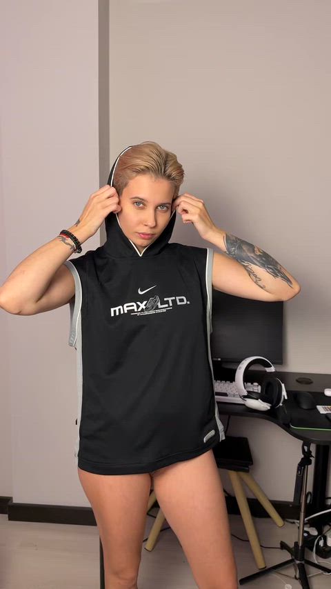 I like to show my body