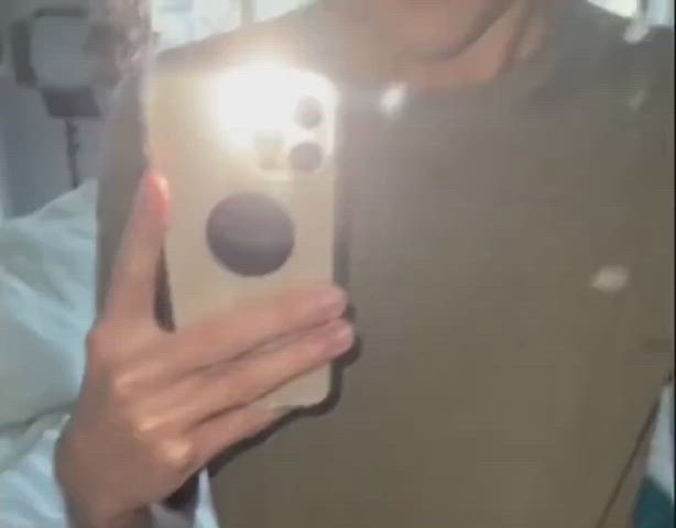 EthanPr creams the mirror, then shows his face