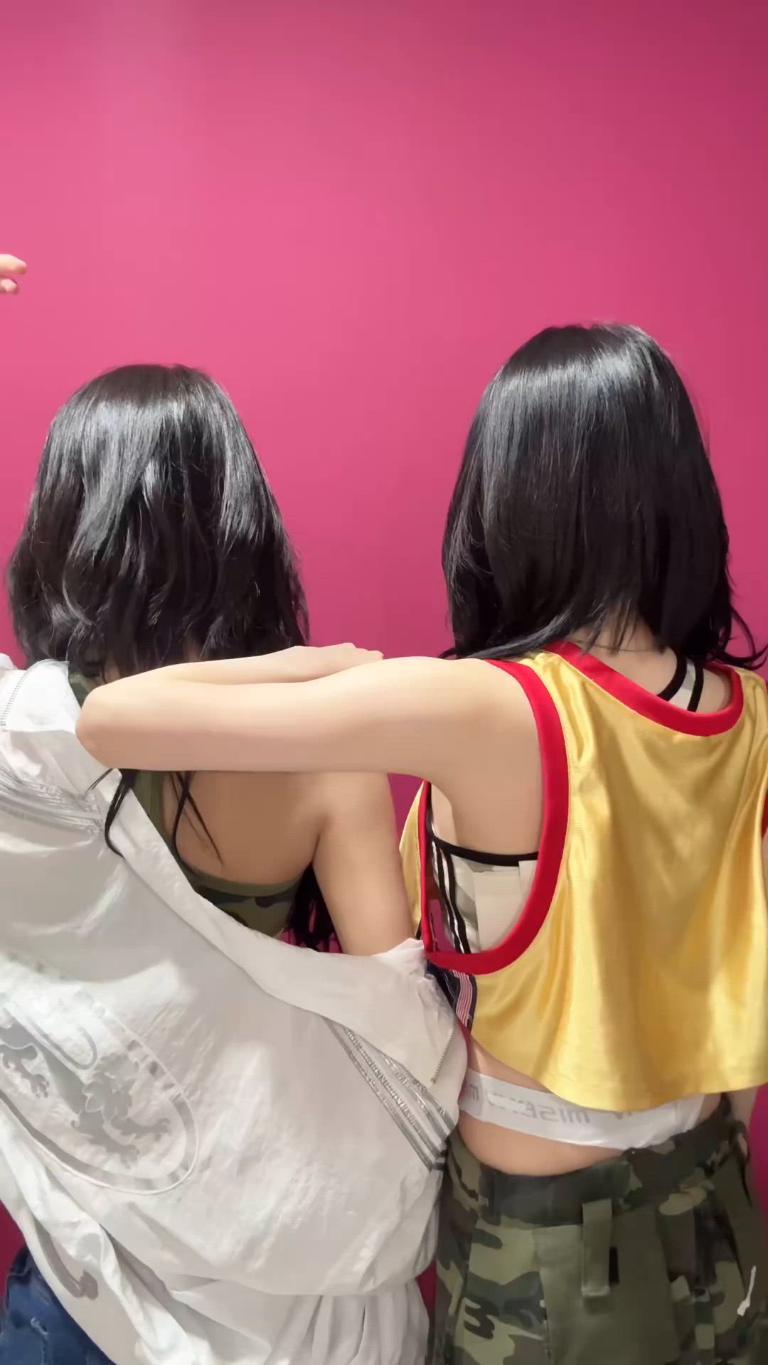 Babymonster - Ahyeon &amp; Asa
