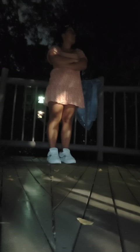 Some ass movement in public