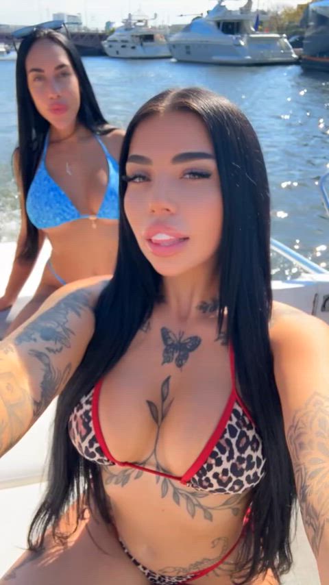 FREE EXCLUSIVE SPICY 🌶️ VIDEO IN OF LINK BELOW 🔗 thumbnail
