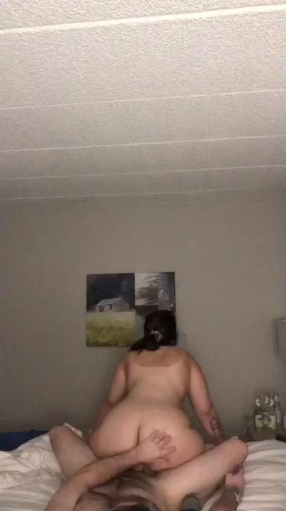 Let Me Ride Your Cock Like I Ride Daddys😉