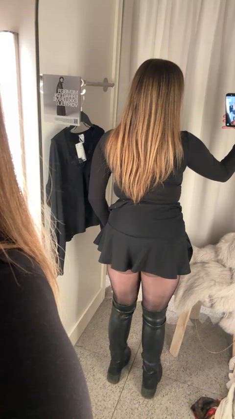 Fickst du mich heimlich in der Umkleidekabine von hinten?🤫🤭