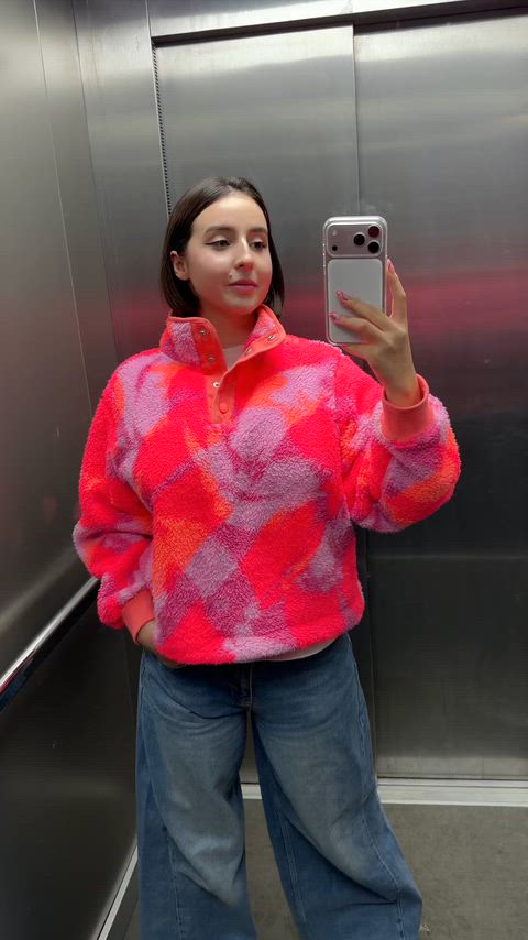 Perfect boobs in the elevator