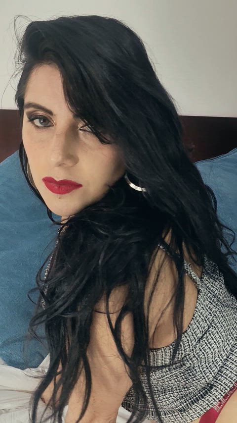 Lazy snakebutt's HotWife