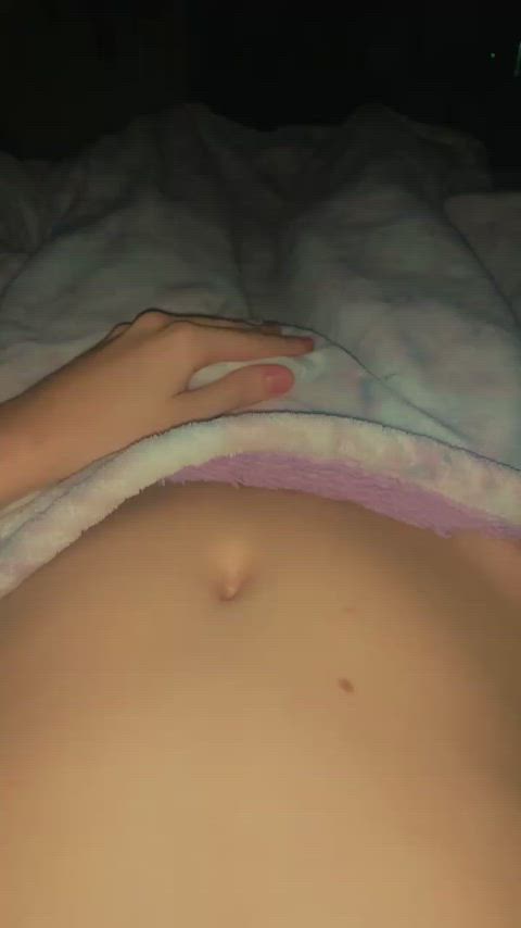 [fb19] it’s so small 🥺 maybe you could help me out?