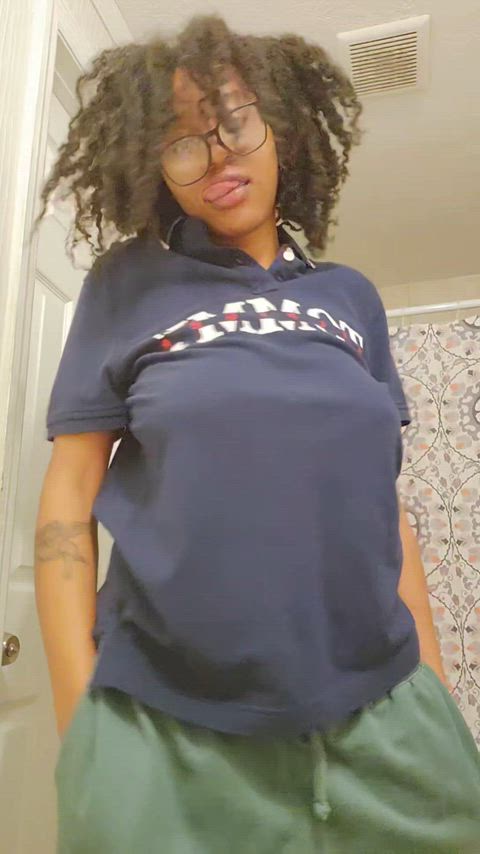 The public sees me in baggy clothes but reddit sees whats really underneath