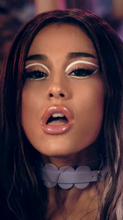 Stop scrolling and just glaze at her plump lips. Trust me it's gonna feel so good