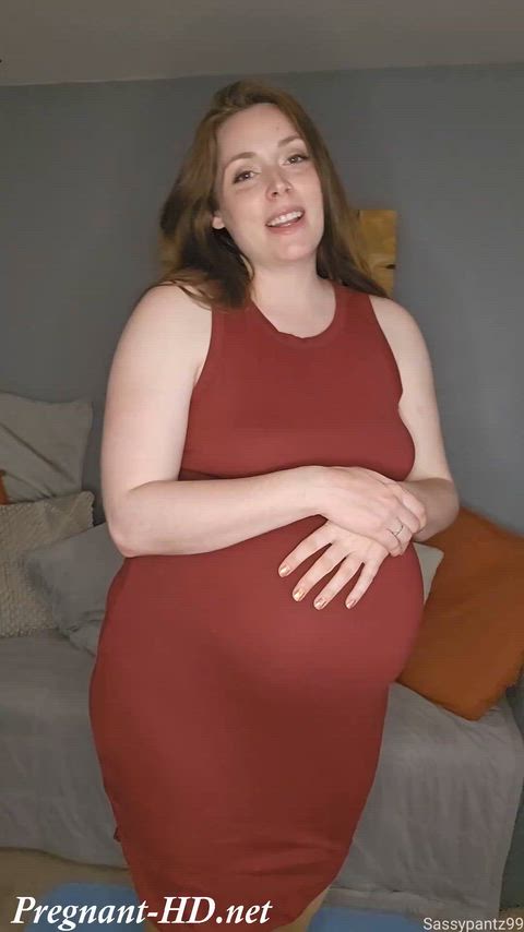 Beautiful Pregnant MILF