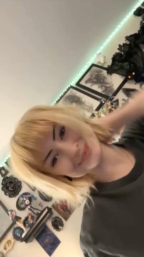 Trying real hard to grab your attention