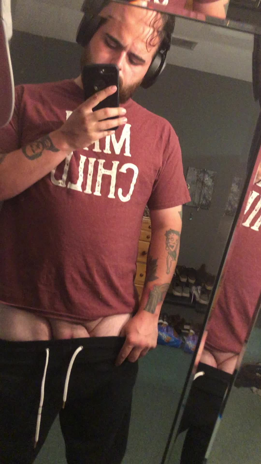 Cum wish me HBD🥳 presents accepted 😂