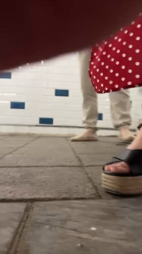 Blurred video preview