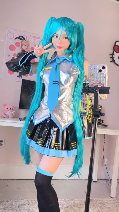 18 Years Old 19 Years Old Asian Cosplay OnlyFans Petite Rule34 Solo Teen White Girl Porn GIF by miamiaof