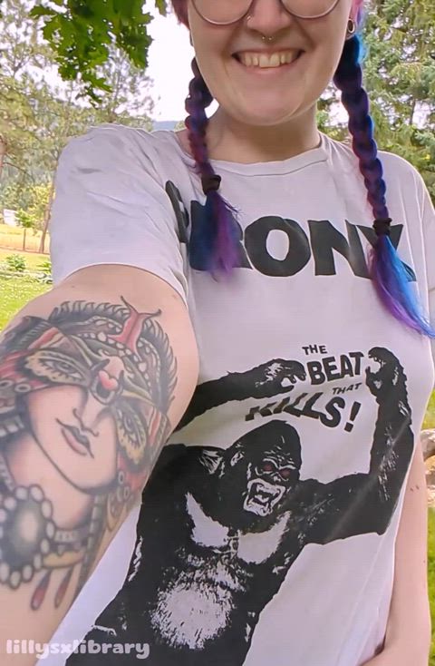 I was dared to flash in public (28F)