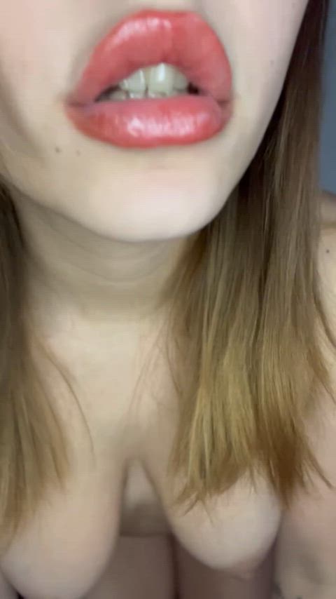 say yes if you want my nudes