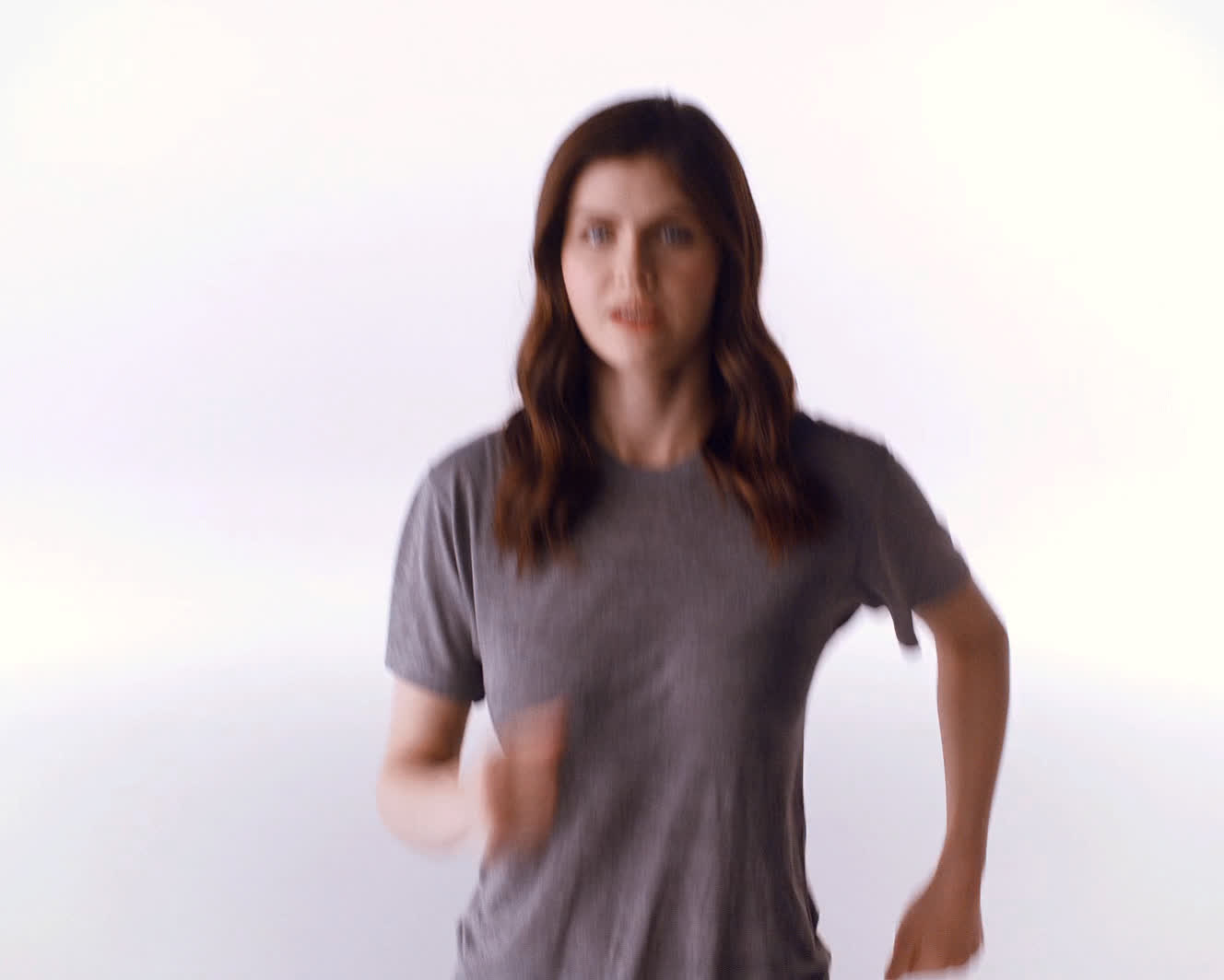Alexandra Daddario's tits bouncing while she 