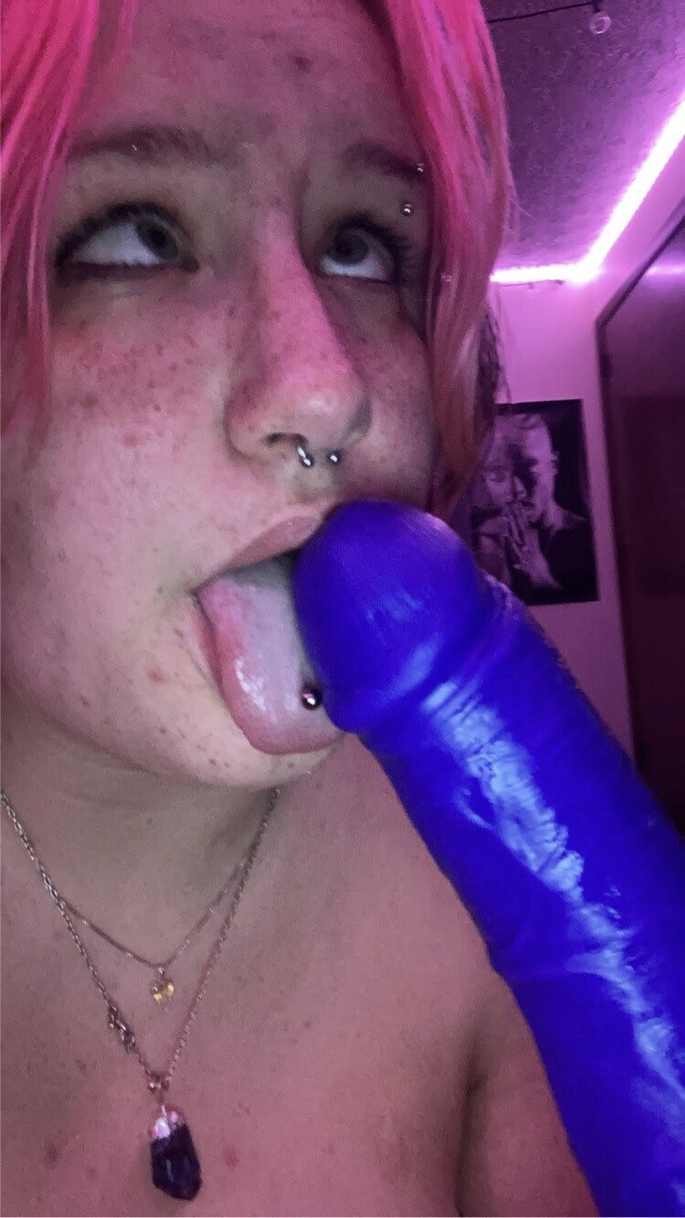 Amateur amateur tits goth