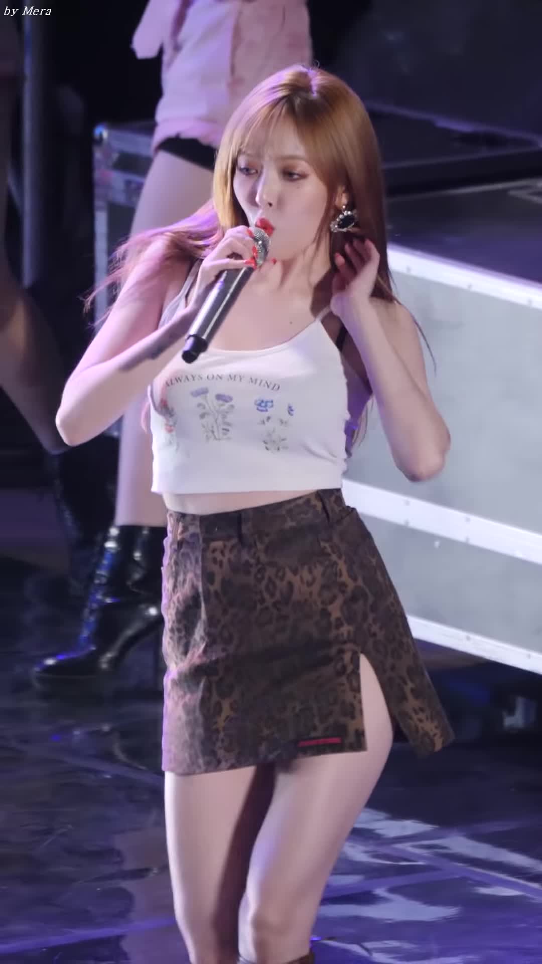 HYUNA