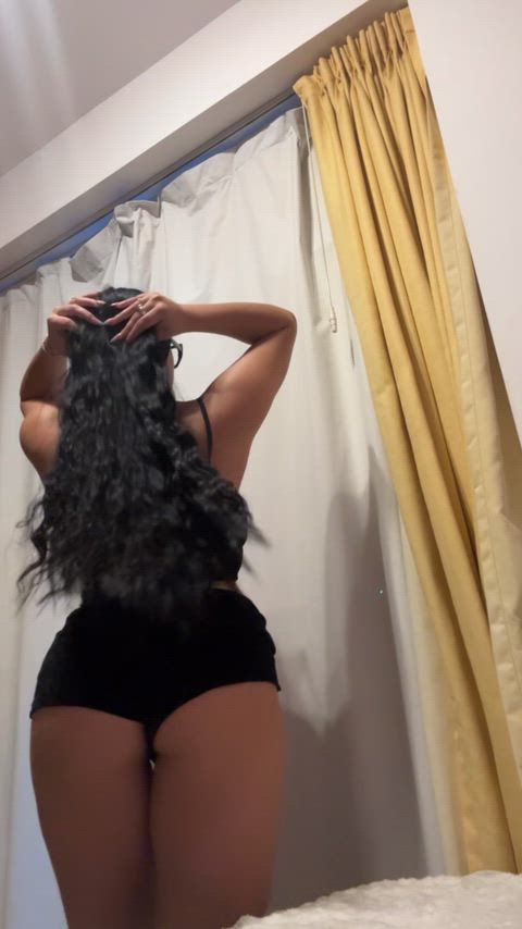 Your sign to date a Latina