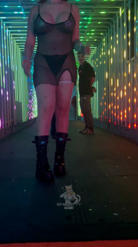 Would you have looked at me too ? 💕