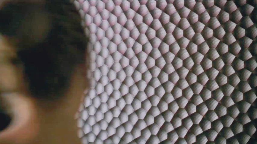 Wendy Glenn and Katie Cassidy in Melrose Place (2009)(S01E10)