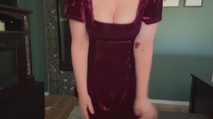 Would you care if popped a tit out on a date?