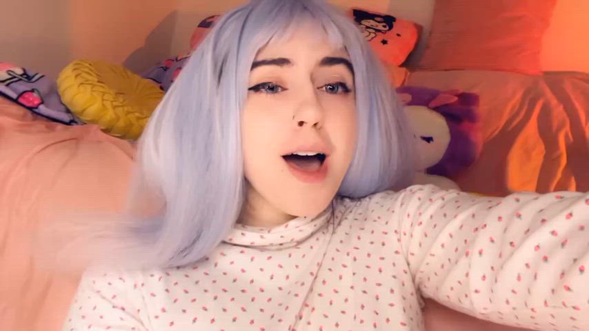 Want a view like this made just for you? This college cutie’s mini custom [vid]s are instant turnaround, name use included! I can [rate] your cock, too. Vanilla or fem[dom] 🌸🪷🍬