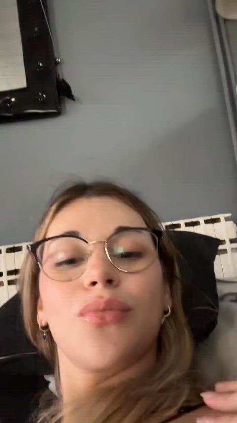 Do you need a transgirl friend?