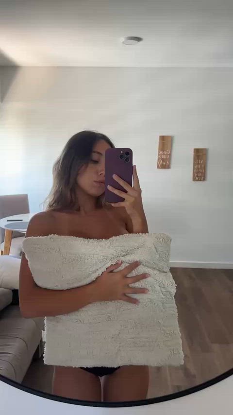 Hope you enjoy my curves  [F]