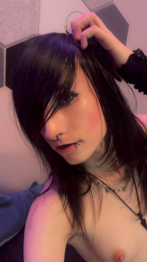 Anybody need a fuckable new roommate?