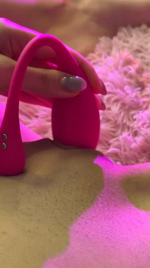 Sending nudes to every guy who upvts, just say ‘YES’