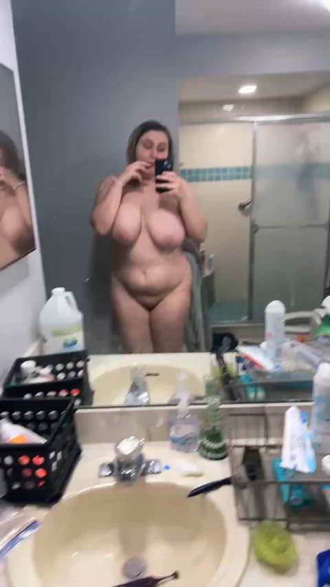 I’m a 260 lb free use mom and I’m craving a creampie
