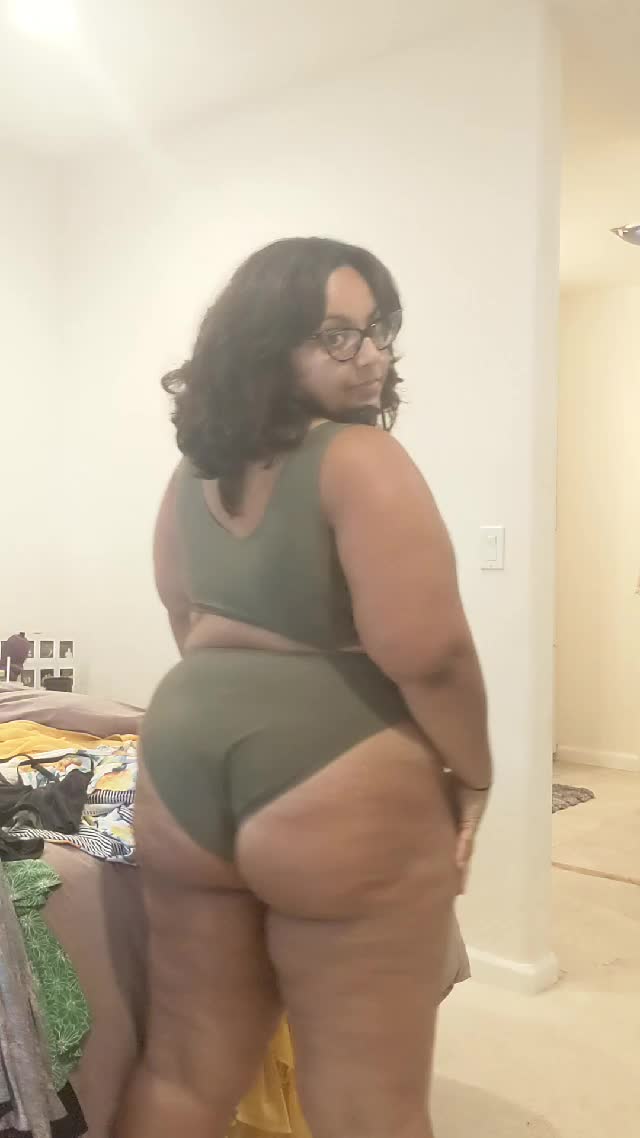 Lezzzzgo! I'm wearing this for the first time in public!