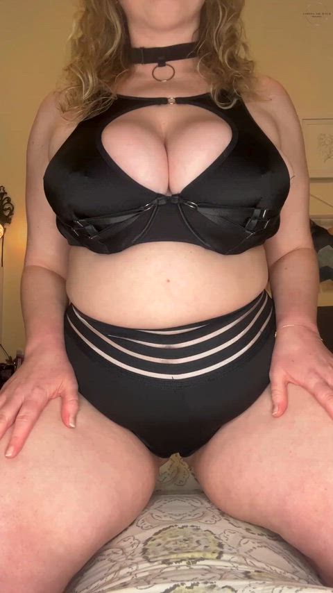 Let me give you a rise with the morning sunshine 🌞😏 Live now! (Sabrina_the_witch)