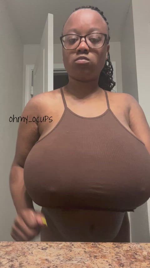 Big Tits Ebony Jiggle Porn GIF by giantballsack22