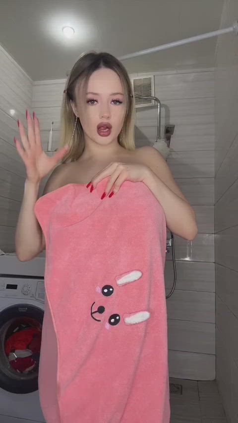 Amateur Babe Big Tits Blonde Boobs Cute Nude Teen Tits Porn GIF by jeffpitch