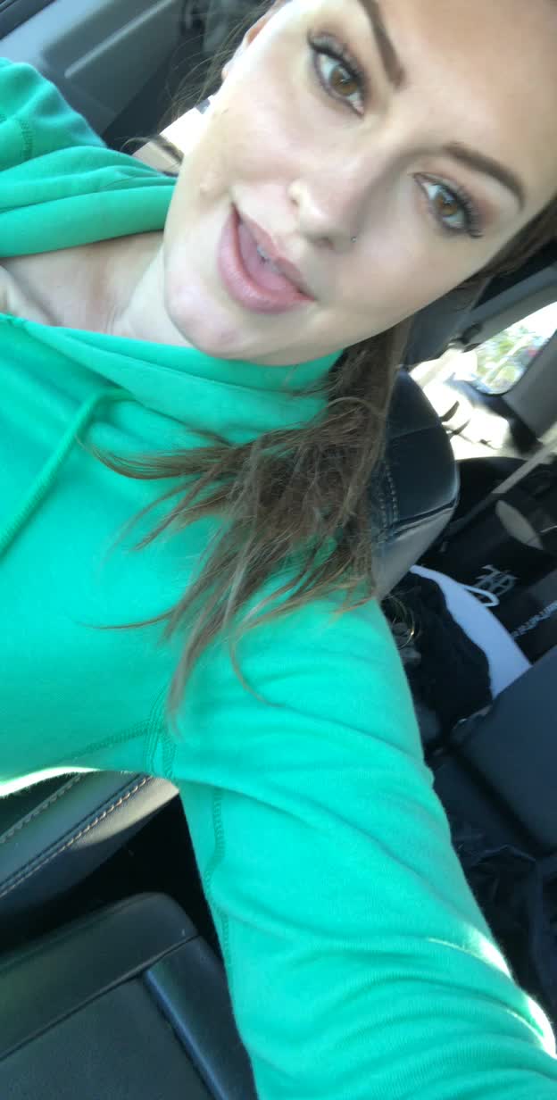 gonewild - Can I just put you in my sweatshirt?
