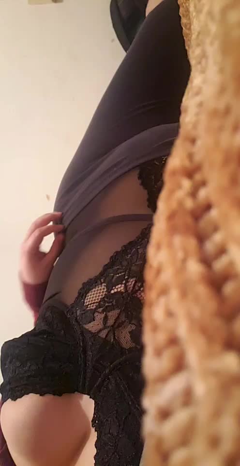 i love this bodysuit, it might be my favorite one 🖤