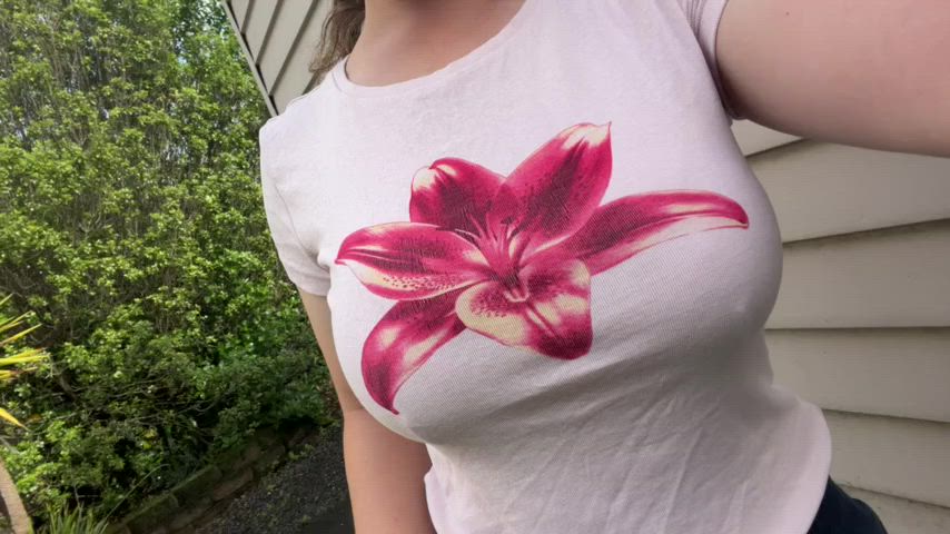 Flashing my 07 Tits in public for you