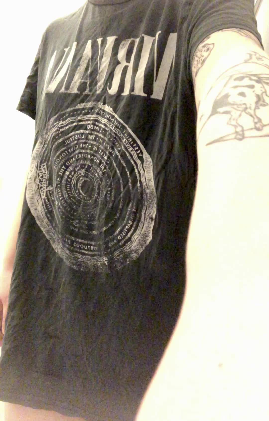flashing my virgin asshole for you all <3