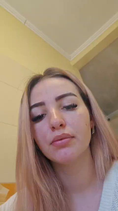 Closeup smoking for you, careful you might inhale my smoke 🫢