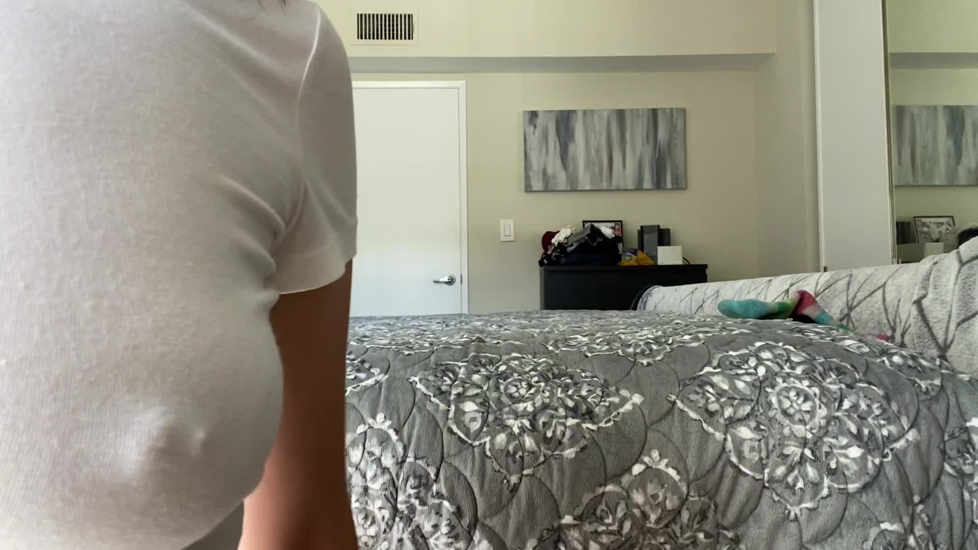 Just posted a FREE video on my page. Watch me get naked and get to know me! Link below :)