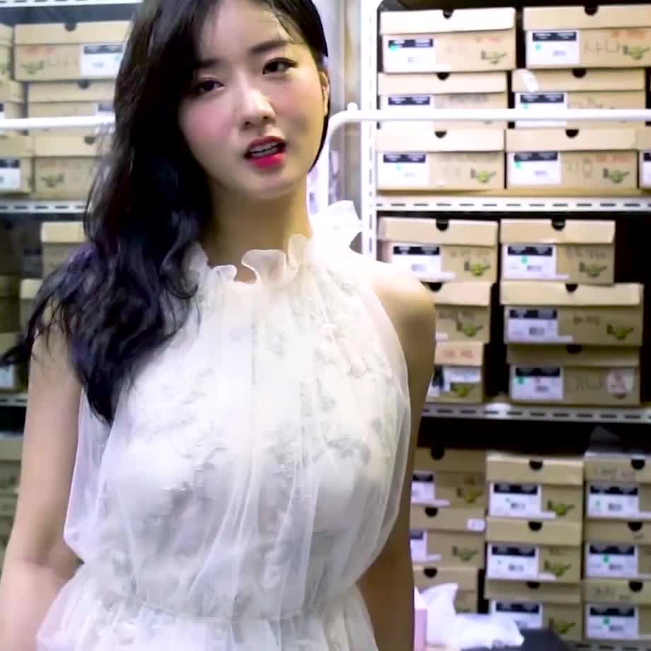 Apink - Bomi's Sexy Dress