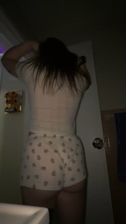 Your 19yo dirty little slut…