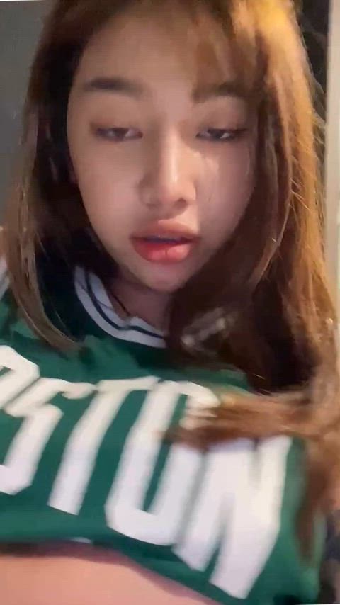 Do you like girls with boobs like mine?