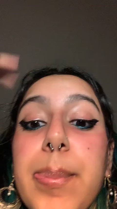 She'll look in your eyes