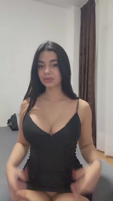 Looking a friend who would fuck me