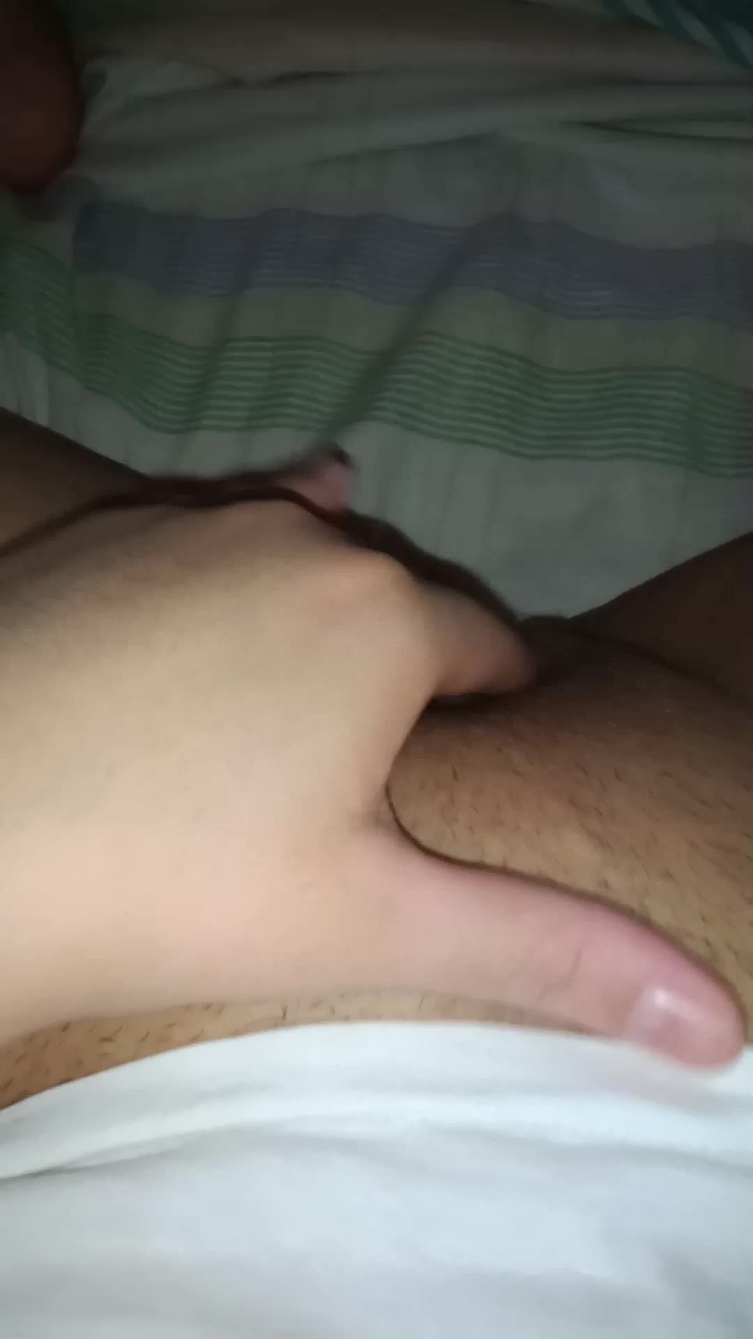 i'm so addicted to playing with my pussy 😝