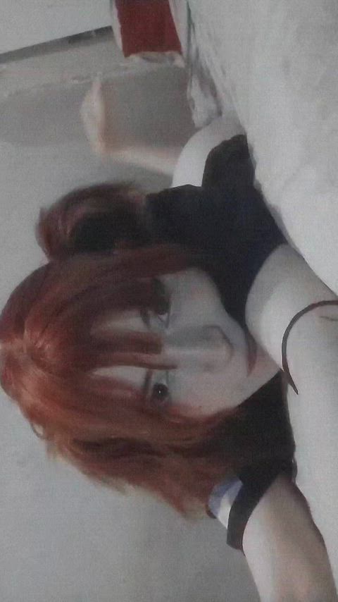 redhead e-girl waiting for some dick